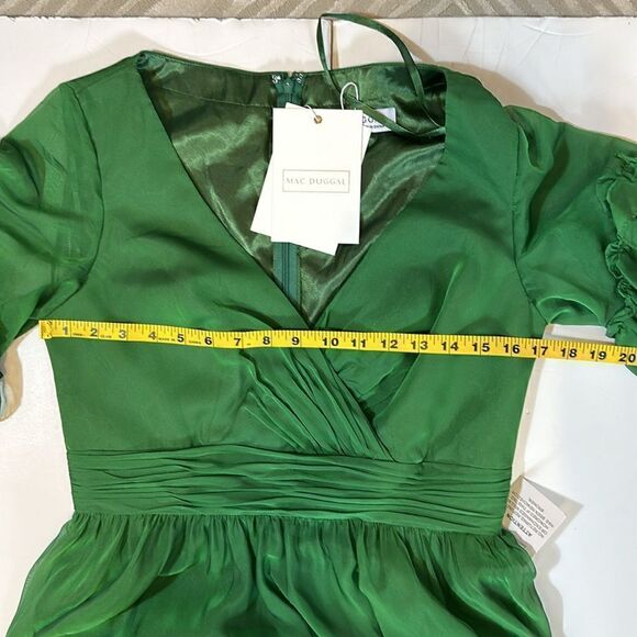 NEW Mac Duggal ruffle trimmed sleeve wrap over flowy emerald gown size 8 - Picture 13 of 14